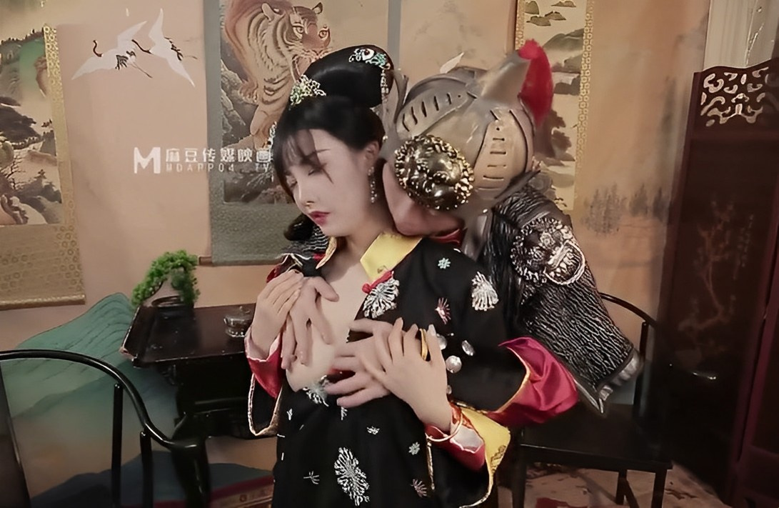 Berselingkuh dengan istri raja