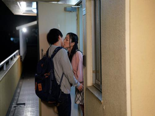 Persetan dengan sahabatmu